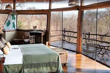 هتل Elewana Tarangire Treetops