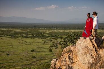 هتل Elewana Tarangire Treetops
