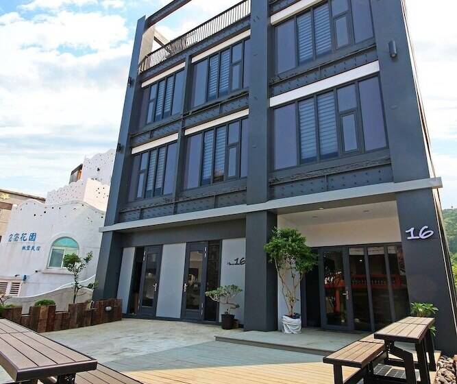 هتل House16