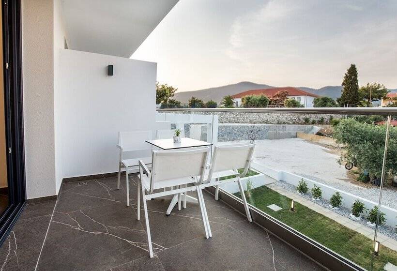 تختخواب و صبحانه Epicentrum Suites Fresh