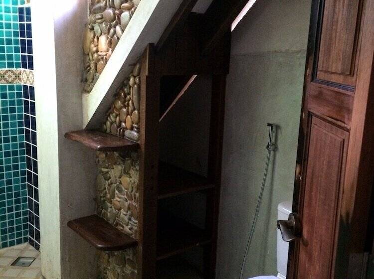 هتل Panji Panji Tropical Wooden Home