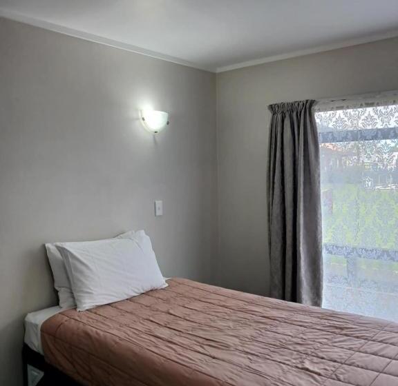 Ambassador Motel