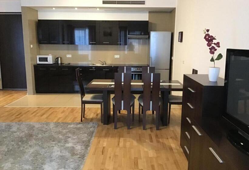 Chopin Apartments   Platinum Towers