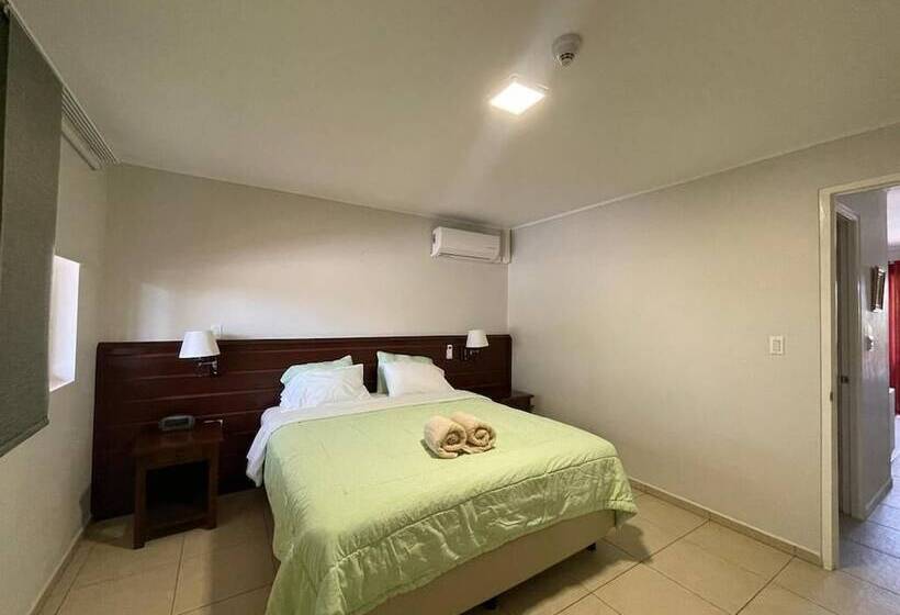 Del Rey Apartments