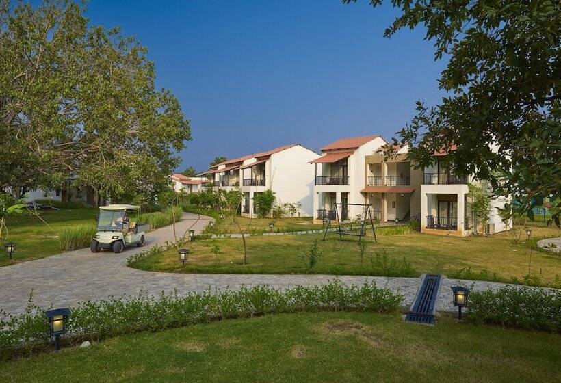 ホテル Club Mahindra Kanha