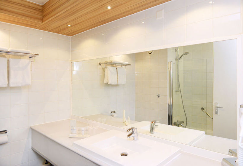 فندق Golden Tulip Amsterdam Riverside