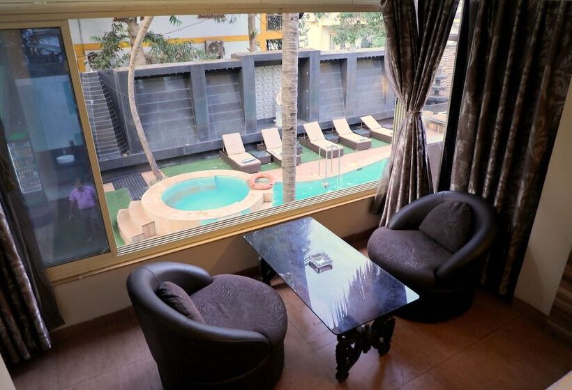 هتل Grandeur De Sanchi  Luxury Beach Resort & Spa