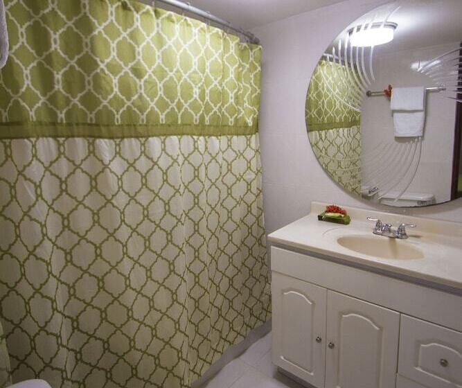 هتل Ideal Villa