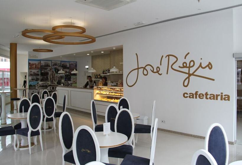هتل Jose Regio