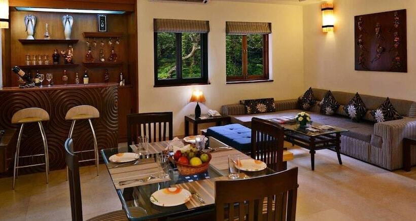هتل La Sunila Suites & Villas By Wsi