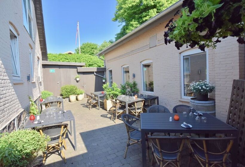 בית מלון כפרי Malling Kro