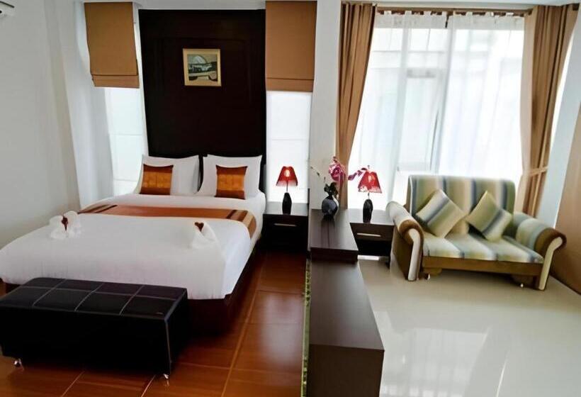 בית מלון כפרי Nattha Waree Hot Spring Resort And Spa