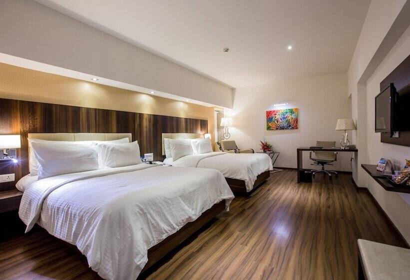 Отель Regenta Central Harimangla