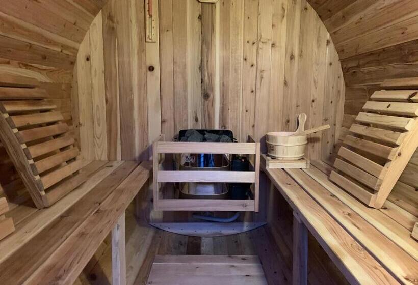 فندق Snowman Lodge And Spa
