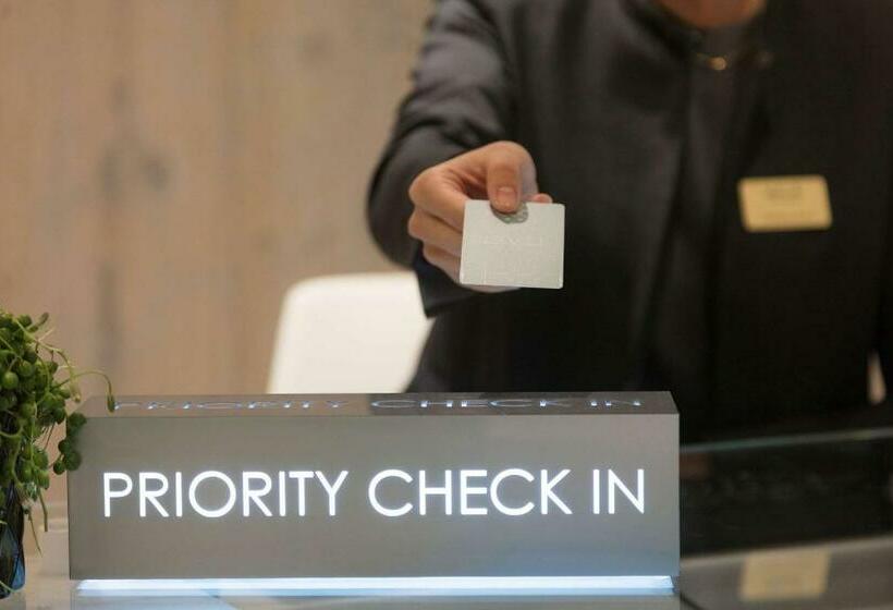 Fotos del hotel The Level At Melia White House:  94