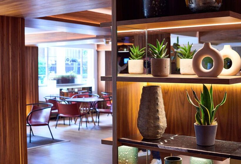 Fotos del hotel The Level At Melia White House:  54