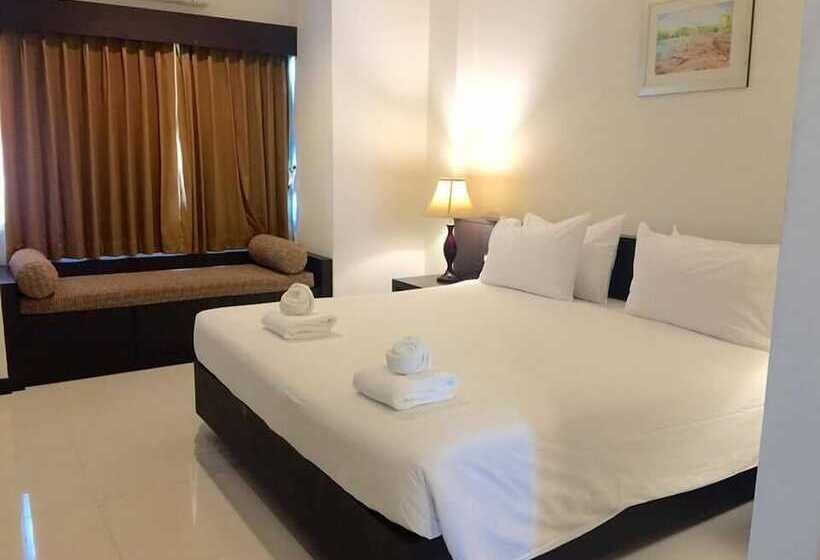 هتل The White Pearl