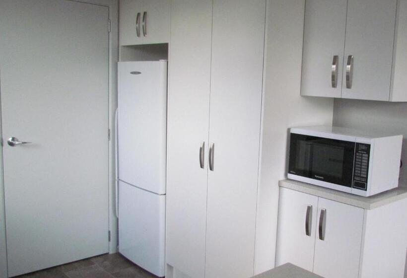 מוטל Birchwood Cottages