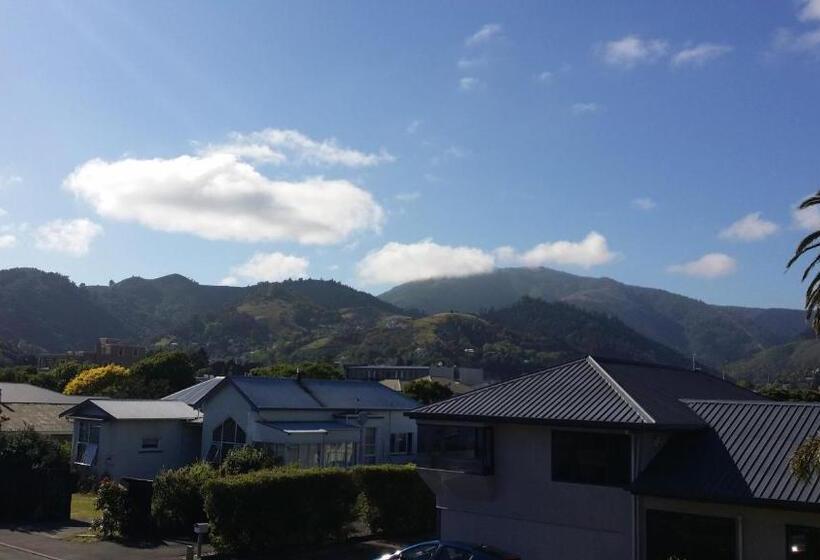 مُتل Cedar Grove Motor Lodge