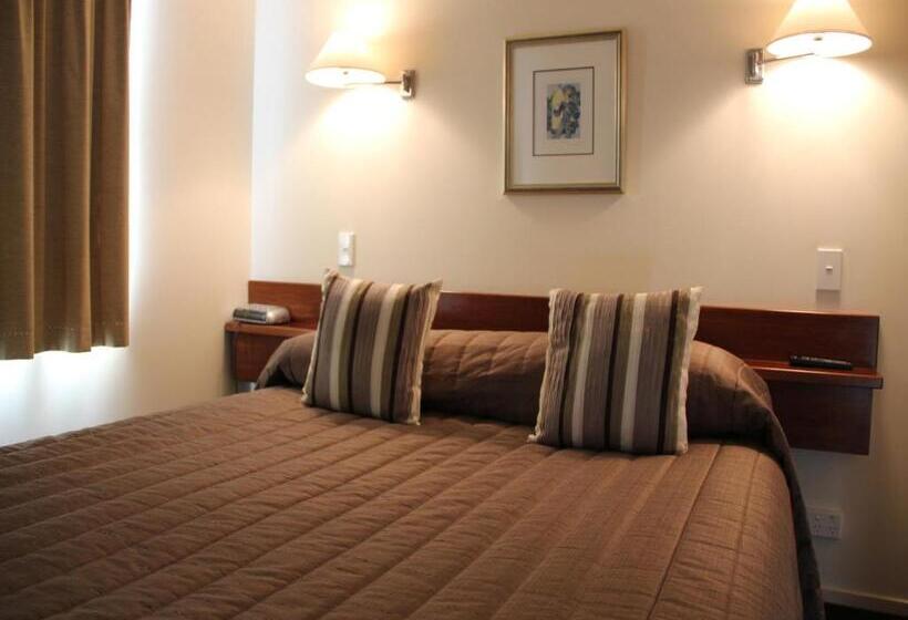 مُتل Cedar Grove Motor Lodge