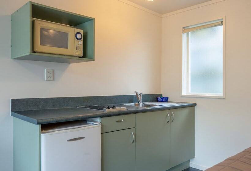 مُتل Tasman Holiday Parks Picton