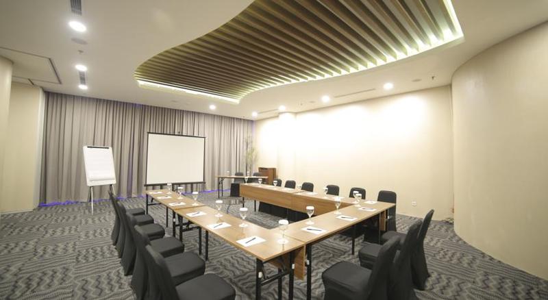Fotos del hotel Ozone Hotel Pantai Indah Kapuk:  12