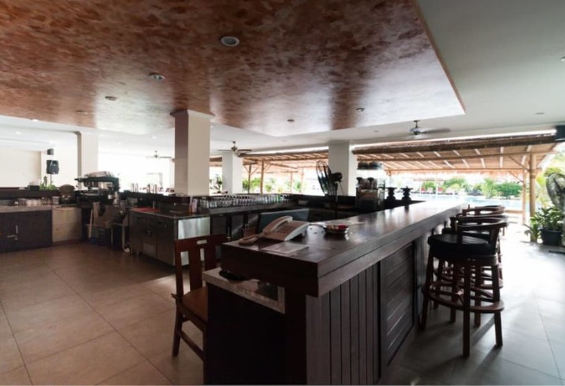 Peninsula Bay Resort