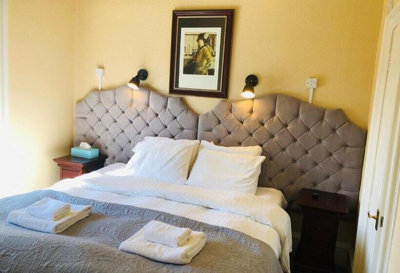 پانسیون Allison House 16
