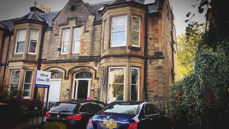 پانسیون Allison House 16