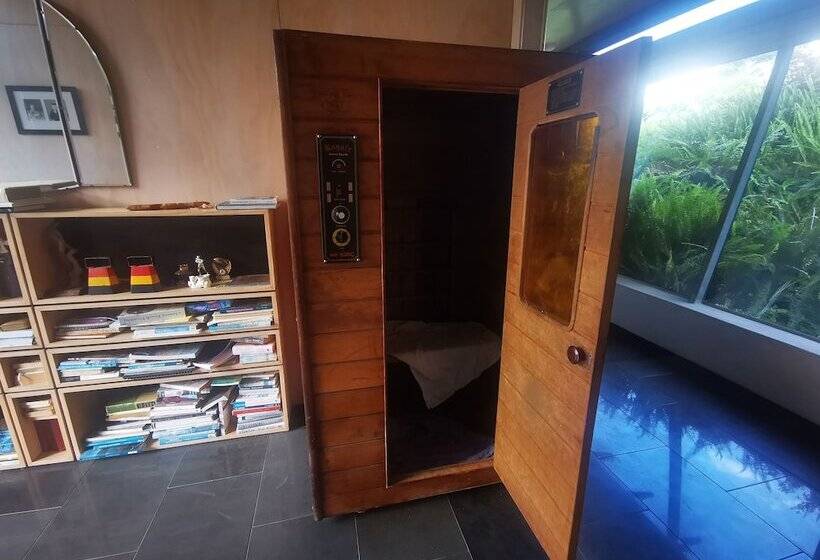 بنسيون Hakarimata Lodge   Riverside Sanctuary