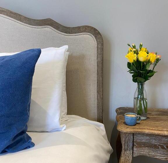 پانسیون Rossendale Holiday Cottages & Spa