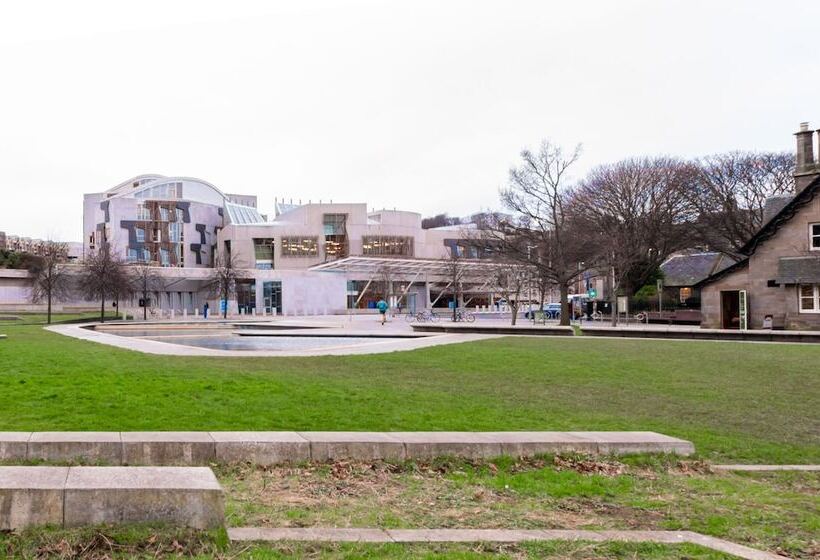 Tony Asga   Tony S Apartments