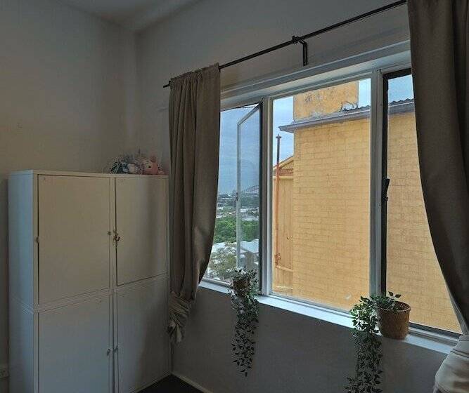 هاستل Azzuro Pod Hotel   Potts Point