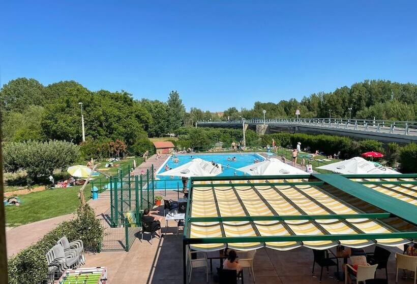 Hostal El Delfin Verde