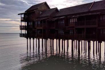 هتل De Water Chalet Langkawi Lagoon