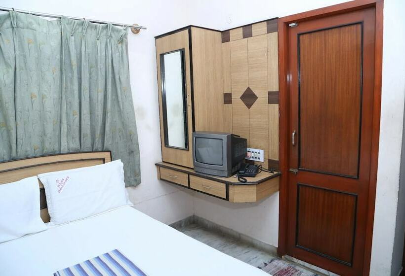 هتل Goroomgo Sun Star Residency Chennai