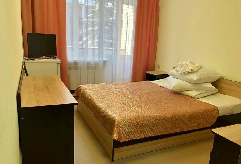 בית מלון כפרי Health Resort Krutushka
