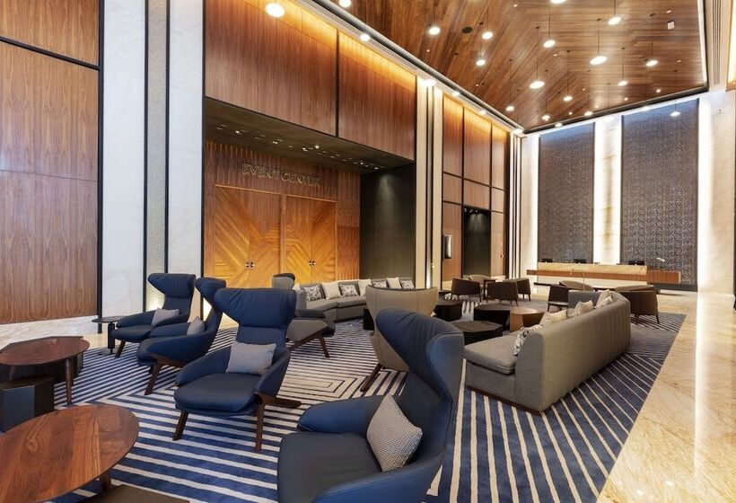 هتل Hilton Monterrey Valle