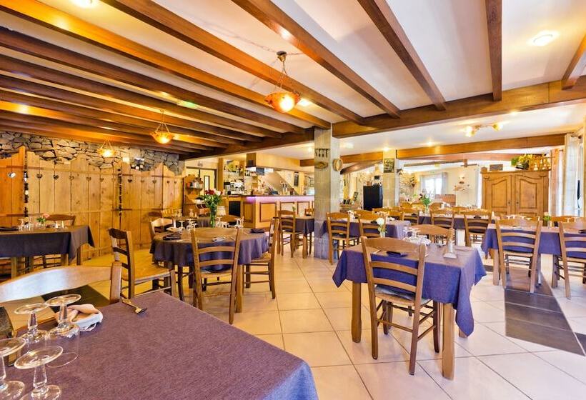 호텔 Logis L Auberge Du Bougnat