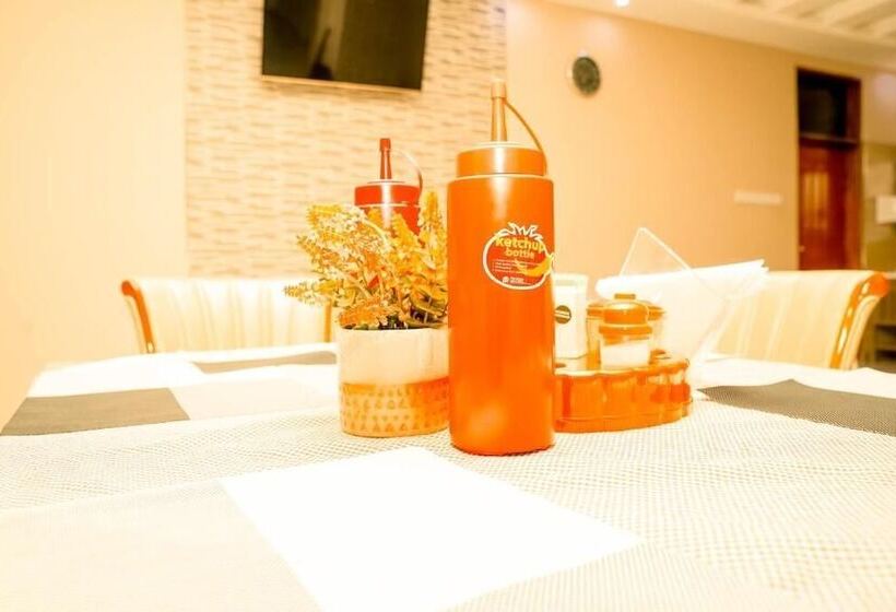 هتل Parklane