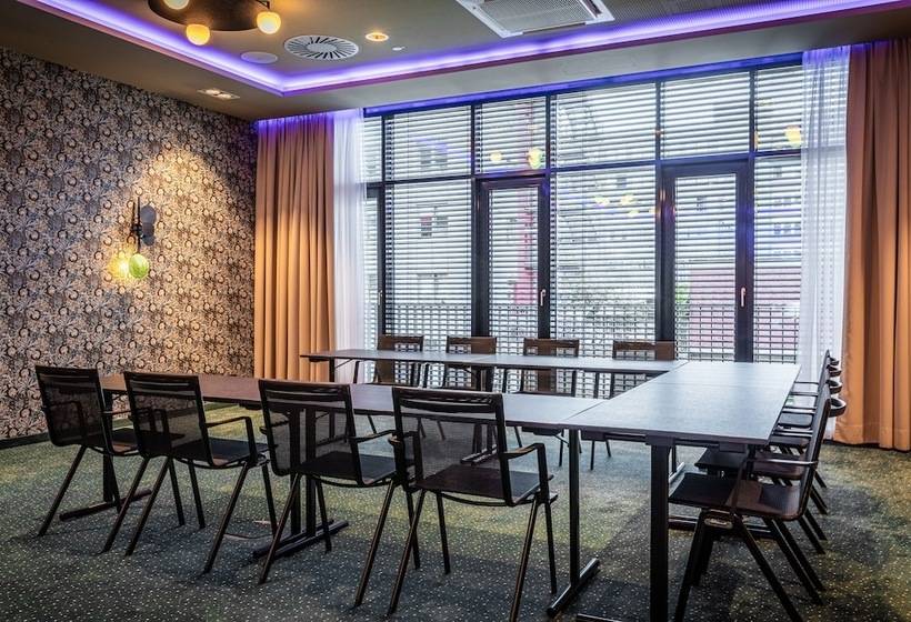 Nyx Hotel Hamburg By Leonardo Hotels