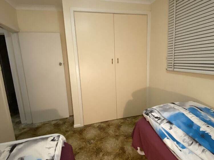 پانسیون Doncaster Westfield Airbnb Shared House