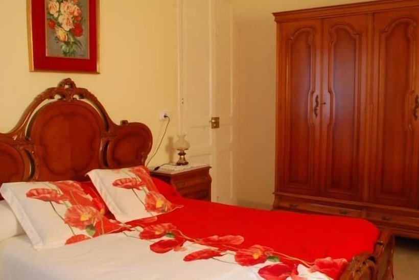 פנסיון Hostal Can Nofre