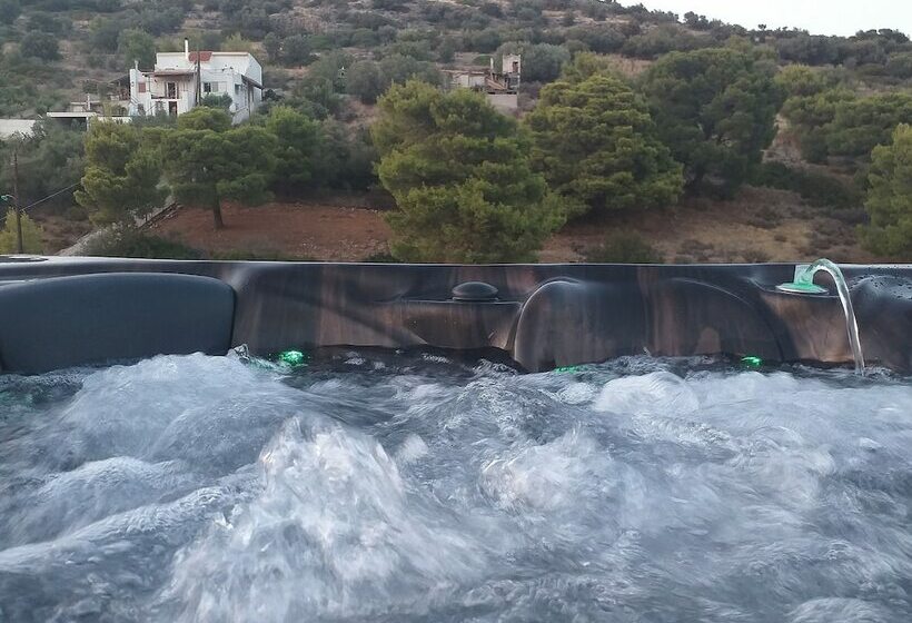پانسیون Free Mini Pool Jacuzzi Airport House   Up To 8 People