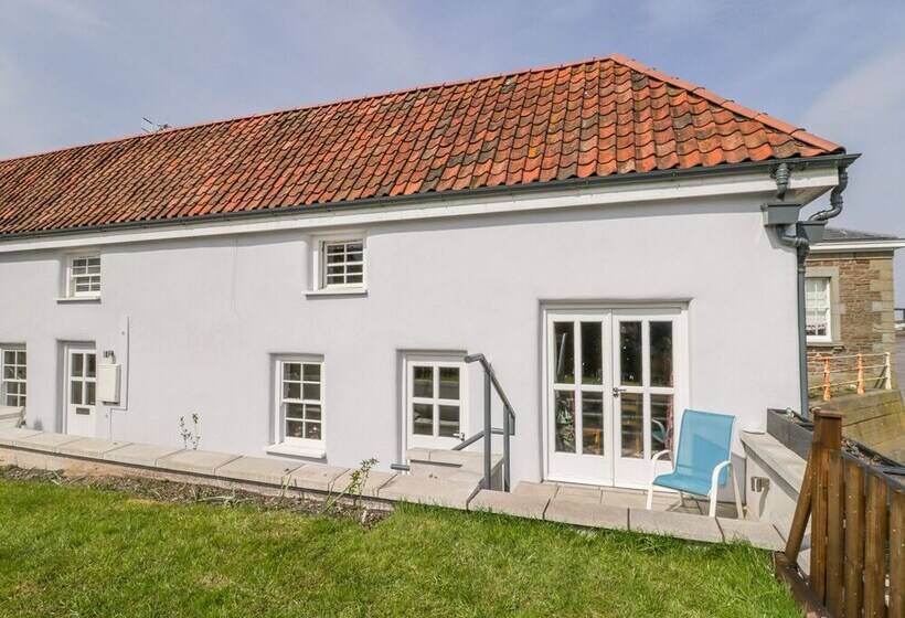 Avonside Cottage