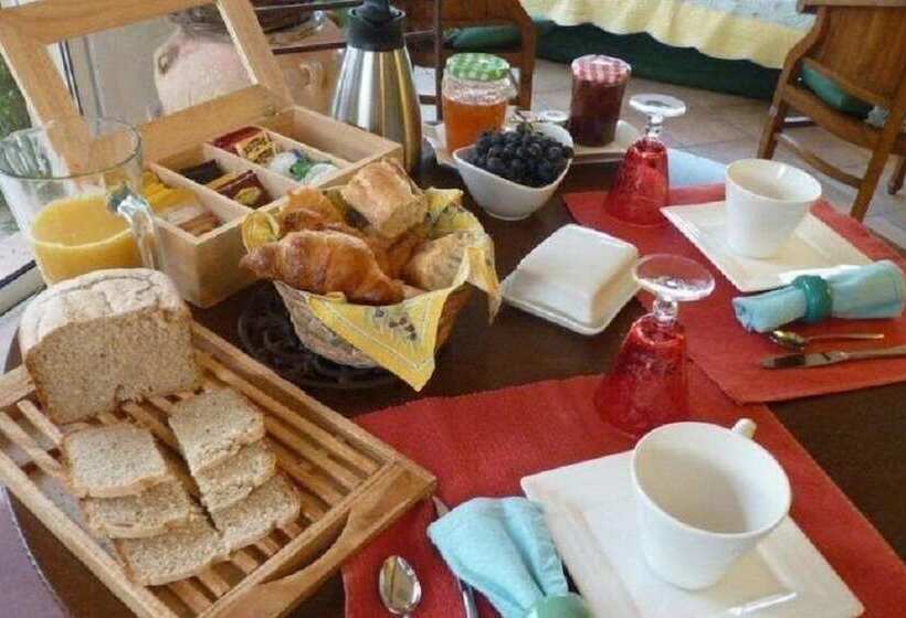 ベッドアンドブレックファースト Chambre D Hôtes La Villa Du Petit Port