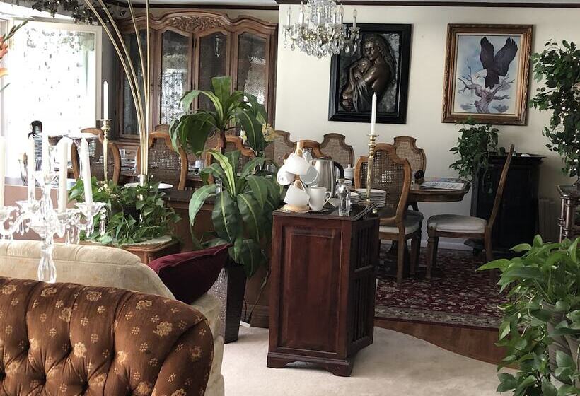 Deal S Bed & Breakfast Inn