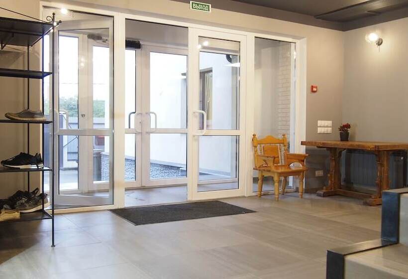 Guest House Opaliha Loft Rooms   Hostel
