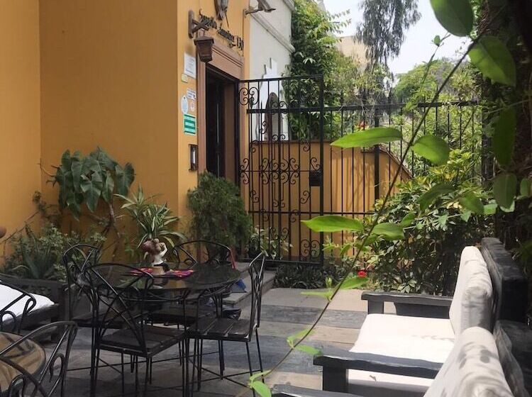 ホテル Duque De Villa Miraflores