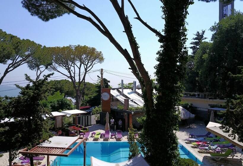 هتل Garden
